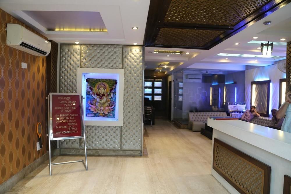 ניו דלהי Hotel Grand Plaza מראה חיצוני תמונה