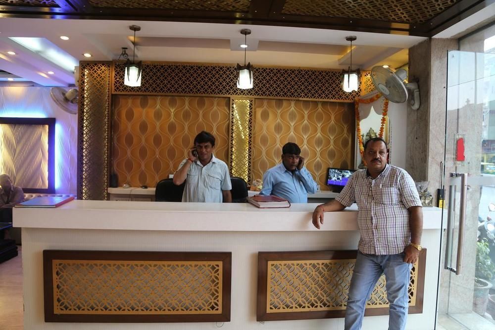 ניו דלהי Hotel Grand Plaza מראה חיצוני תמונה