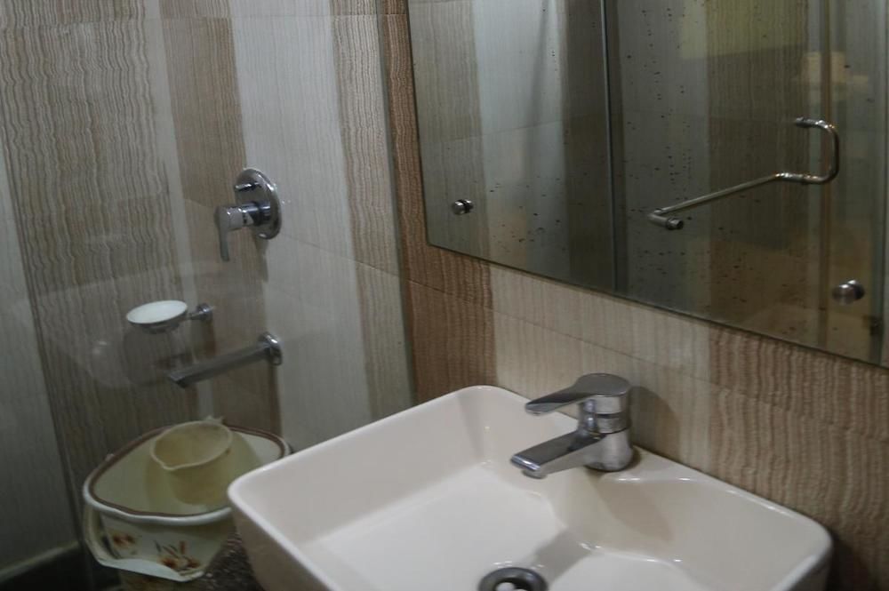 ניו דלהי Hotel Grand Plaza מראה חיצוני תמונה