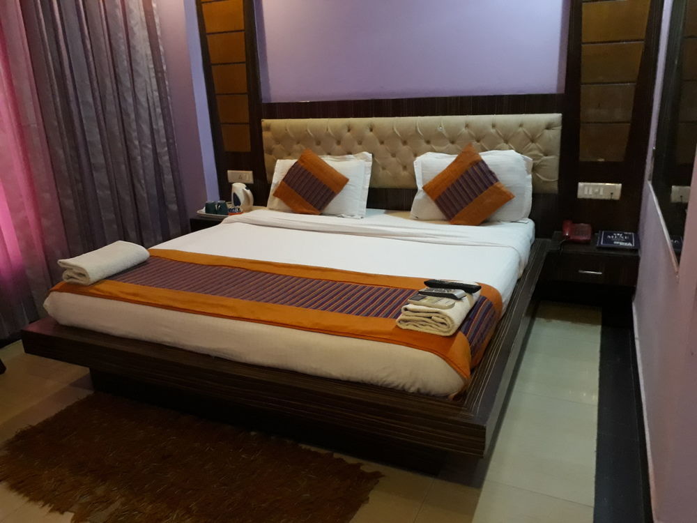 ניו דלהי Hotel Grand Plaza מראה חיצוני תמונה