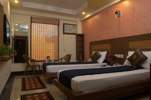 ניו דלהי Hotel Grand Plaza מראה חיצוני תמונה